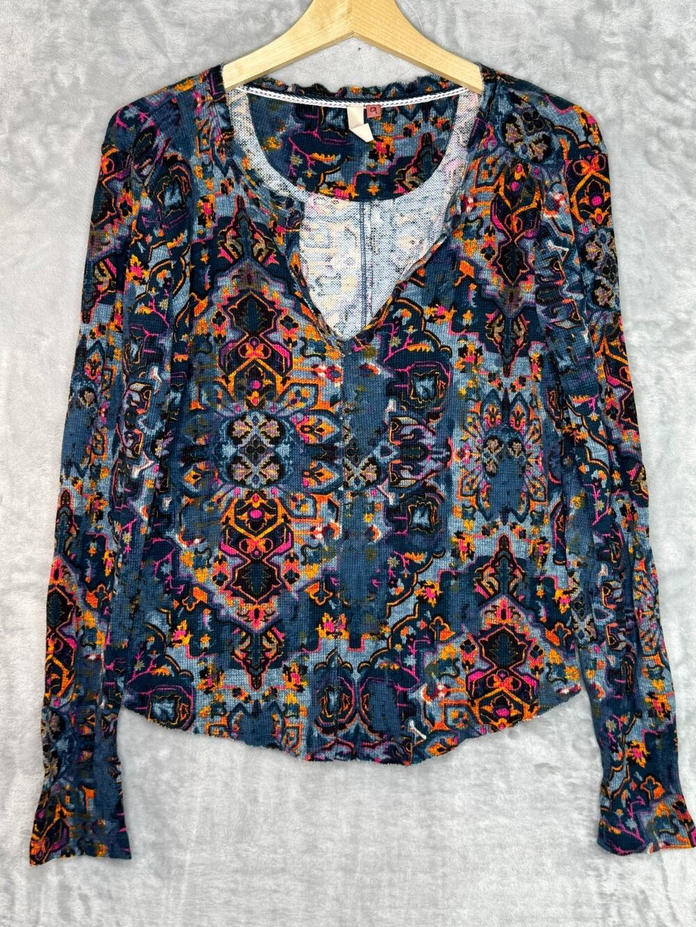 Anthropologie Pilcro Top Womens M Pullover Long Sleeve Thermal Damask Floral